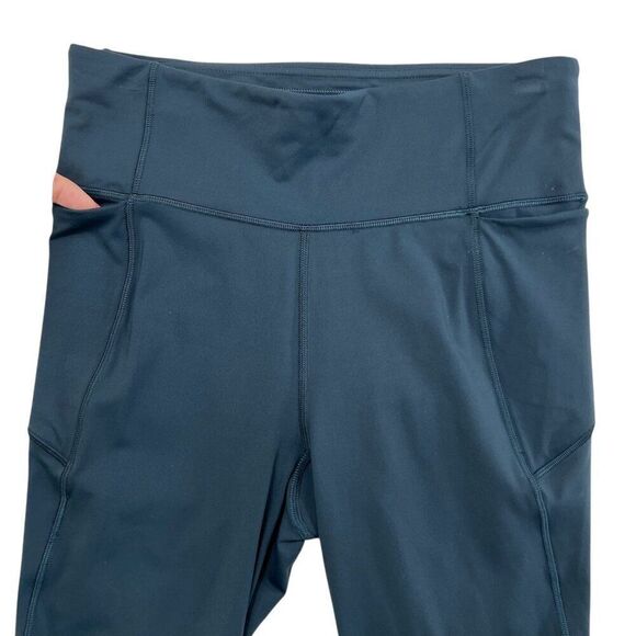 Lululemon Final Lap Crop 23' Inseam Midnight Navy Size 6 - Picture 3 of 7